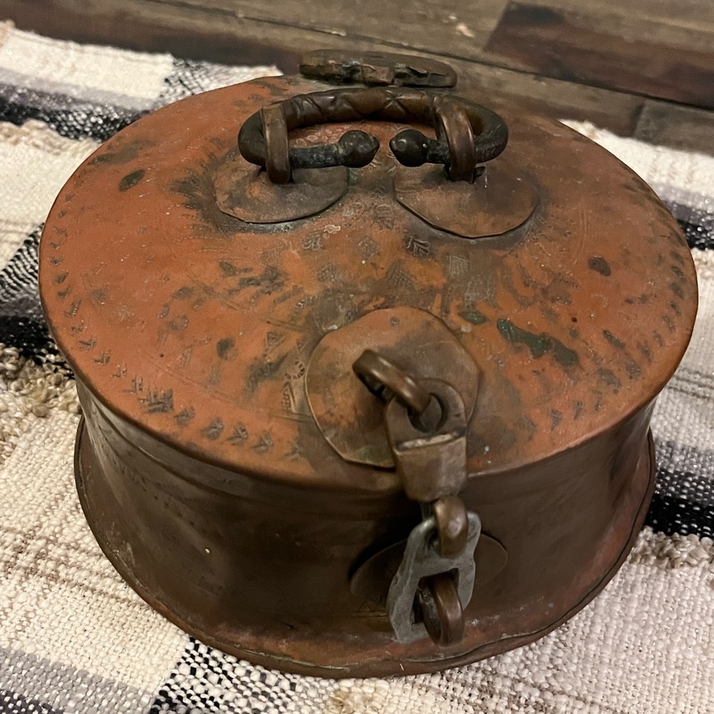 Antique Chapati Copper India Betel Box - Picture 12 of 17